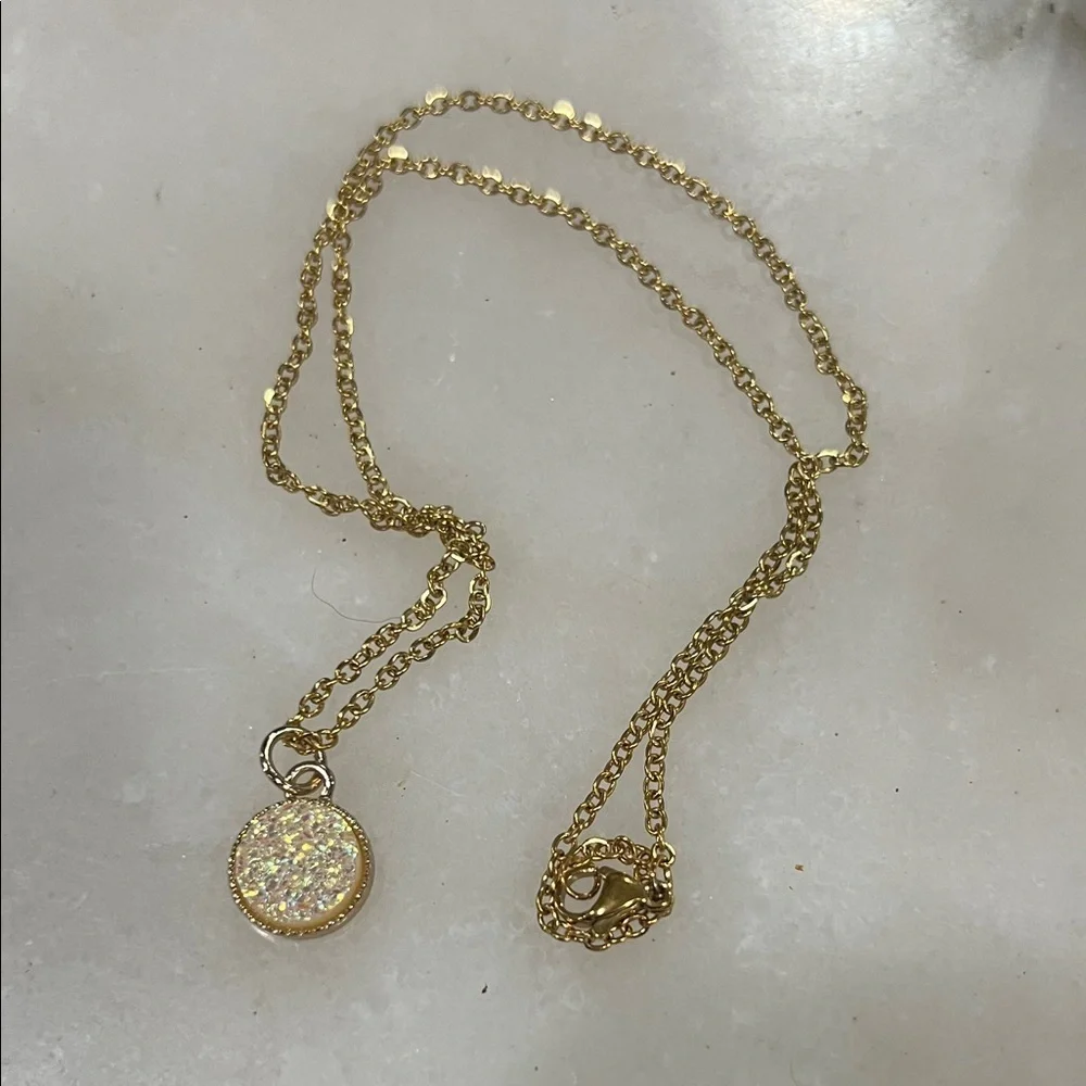 Fashion Faux Druzy Gold Pendant Necklace